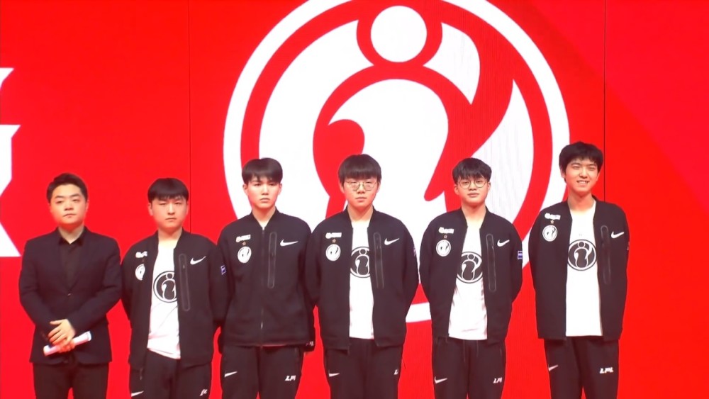 不仅具备极 不仅具备极