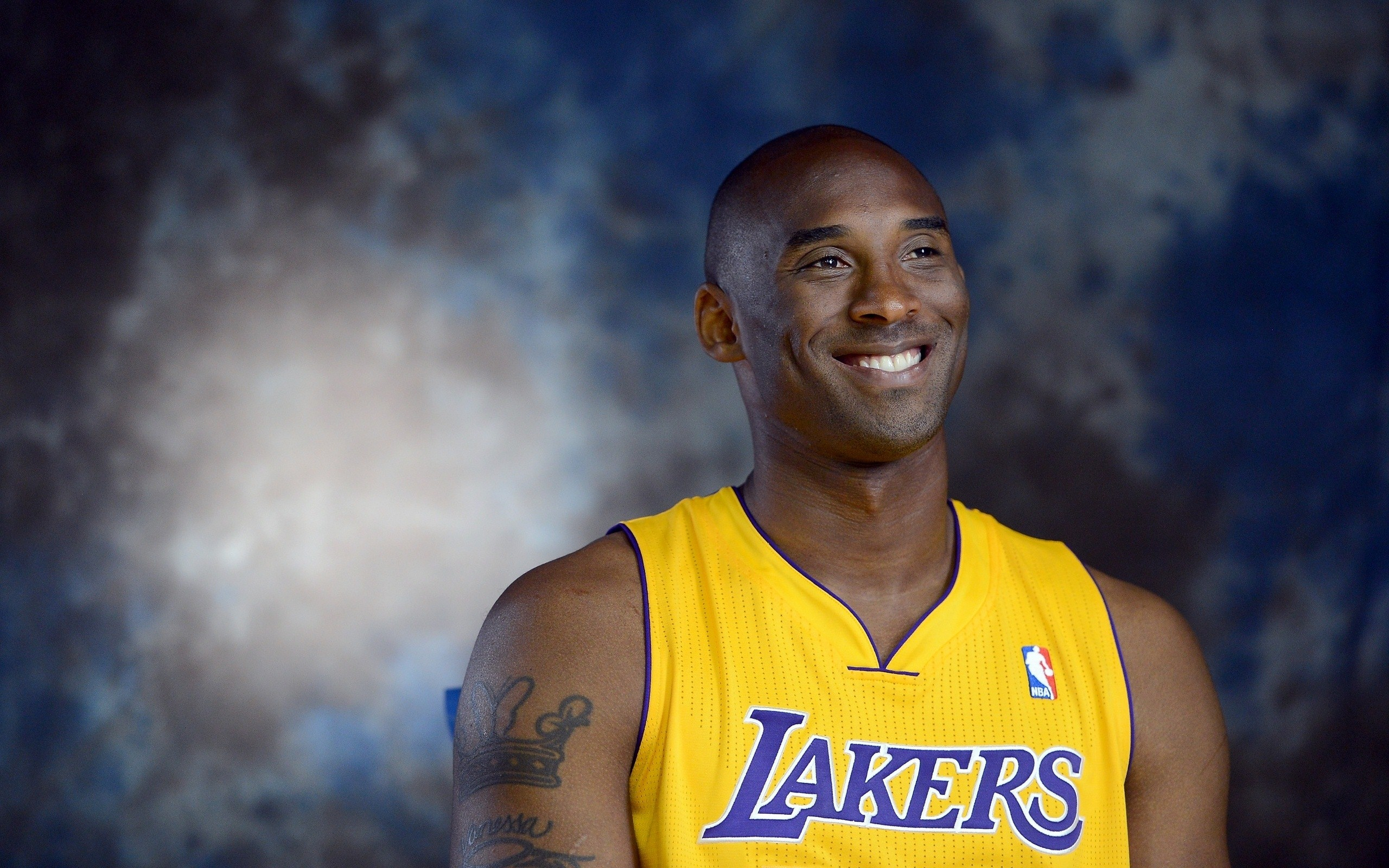 起伏不定 起伏不定