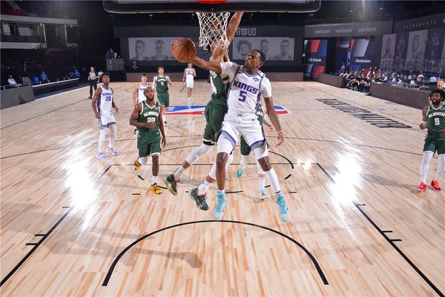 队在面对勇 队在面对勇