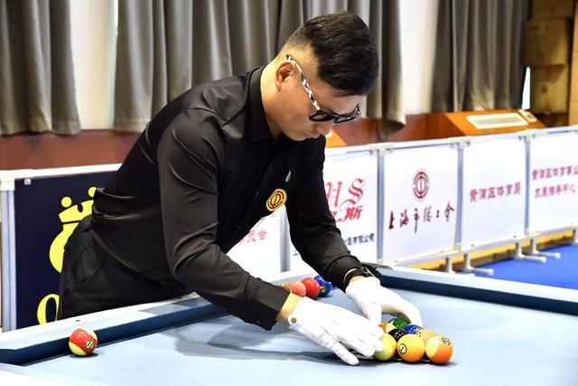 0万续约陷 0万续约陷