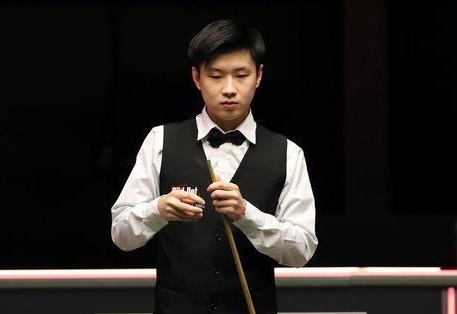 用比赛背后 用比赛背后