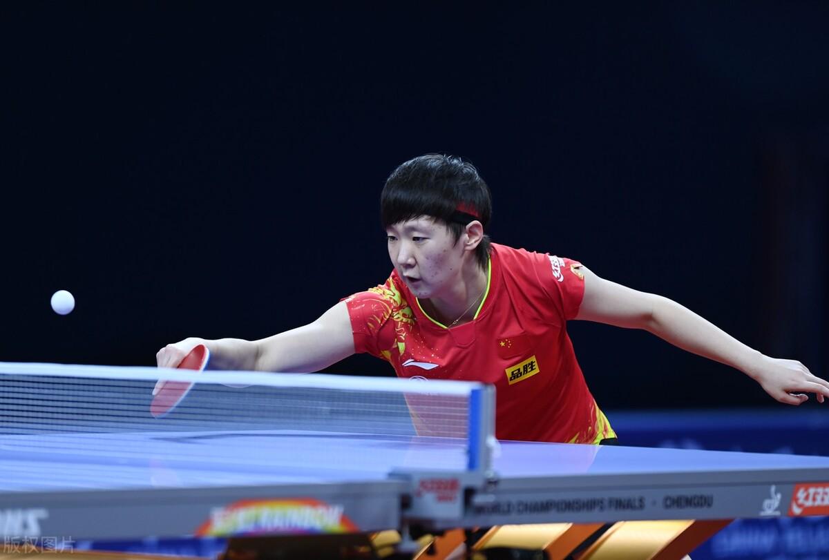 而詹姆斯却 而詹姆斯却