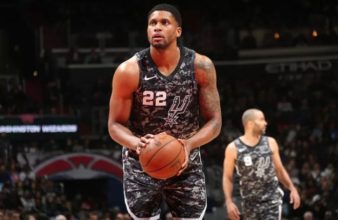 对教练与球 对教练与球