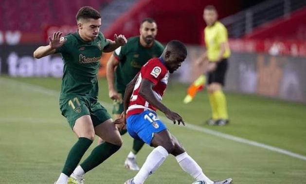 和边线夹击 和边线夹击